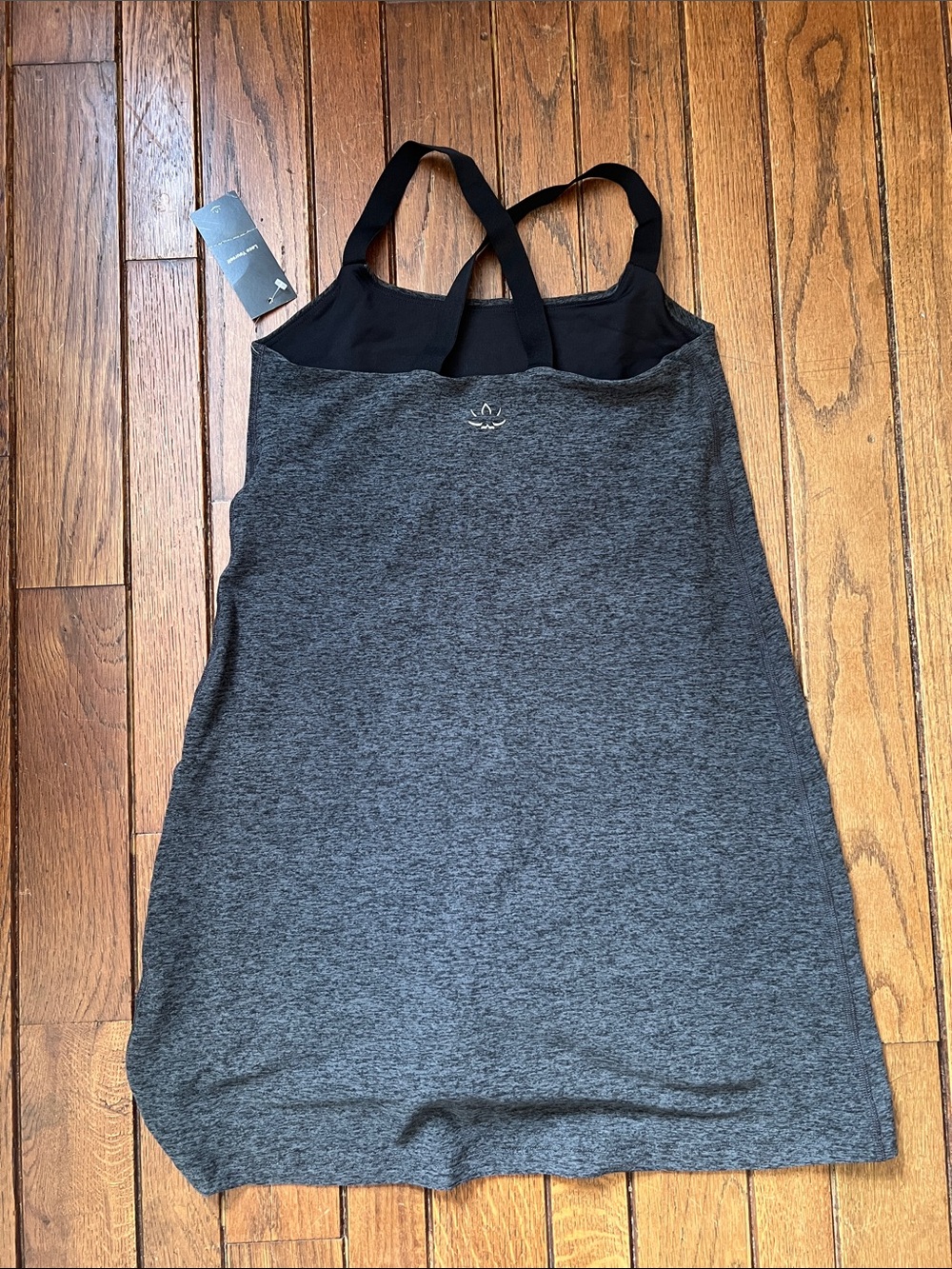 Beyond Yoga Charcoal Grey Crossback Tank Dress Skort Size Small NWT - Picture 3 of 4